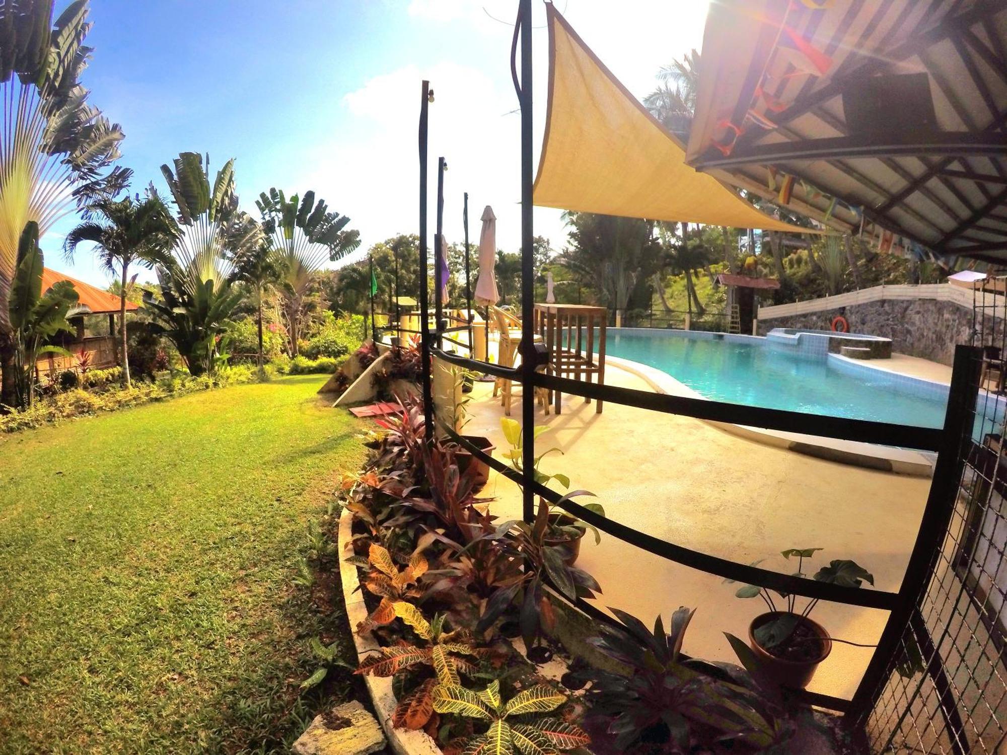 Al Hamra Jungle Resort (Adults Only) Puerto Princesa Exterior foto