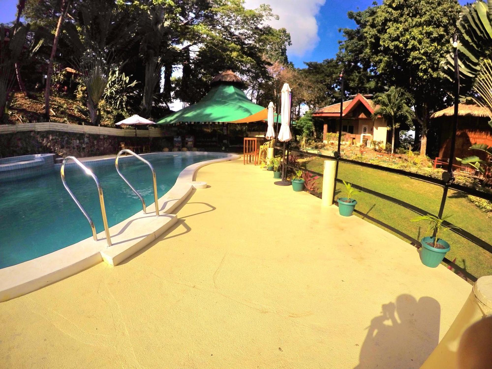 Al Hamra Jungle Resort (Adults Only) Puerto Princesa Exterior foto