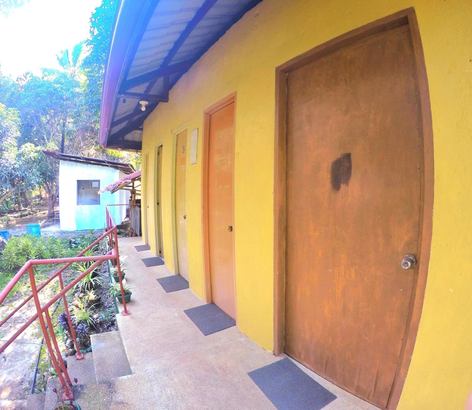 Al Hamra Jungle Resort (Adults Only) Puerto Princesa Exterior foto