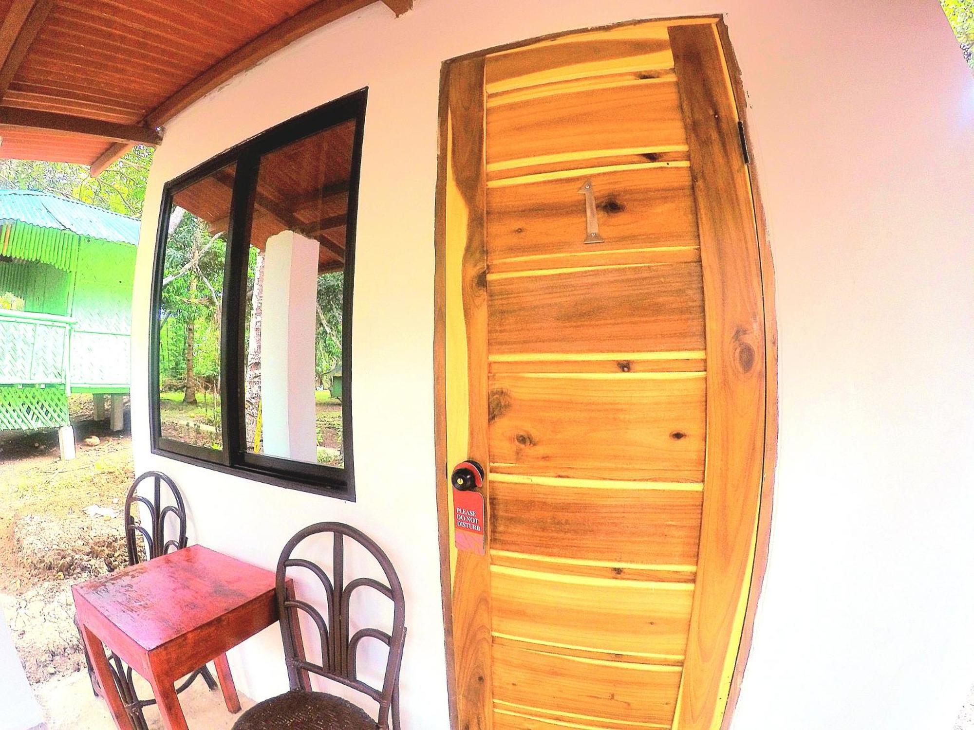 Al Hamra Jungle Resort (Adults Only) Puerto Princesa Exterior foto