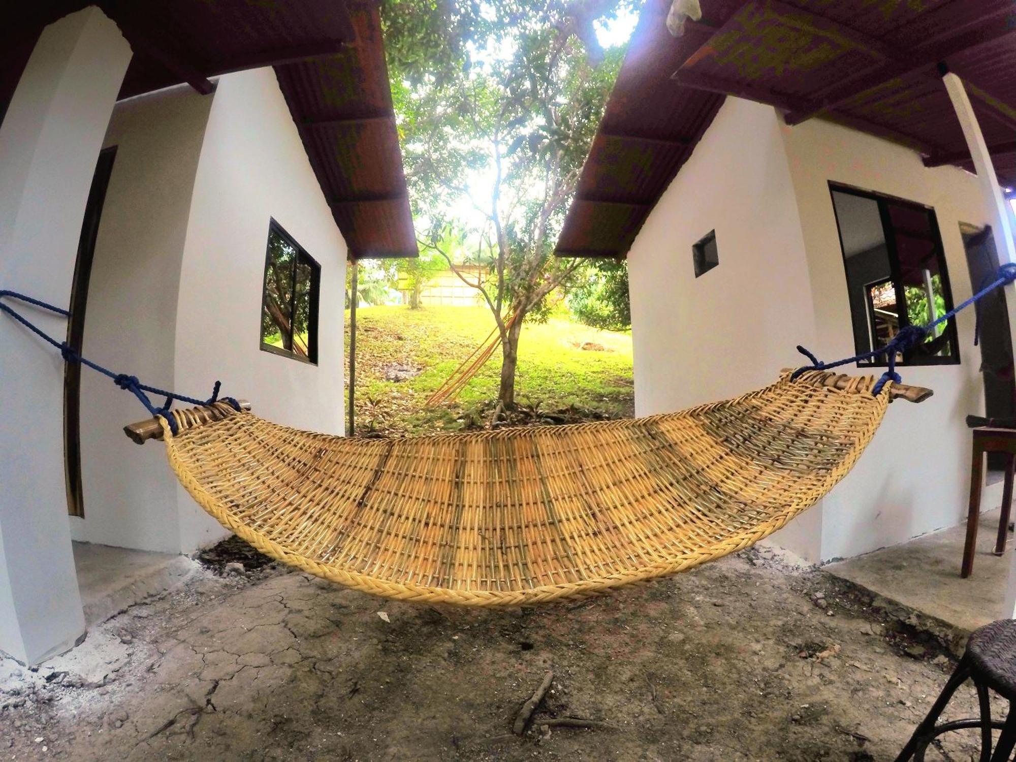 Al Hamra Jungle Resort (Adults Only) Puerto Princesa Exterior foto